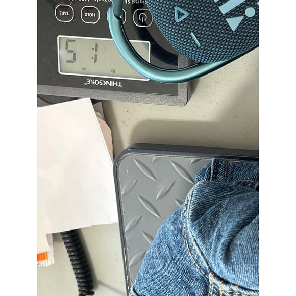 Old Navy Cropped Denim Jean Trucker Jacket Women XS Distressed Blue Chic Trendy - Picture 9 of 9